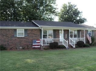 725 Castle St, McMinnville, TN 37110