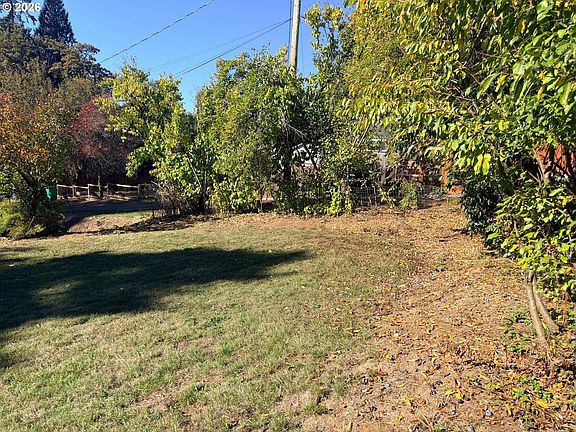 4th image of 9052 SW 26th Ave