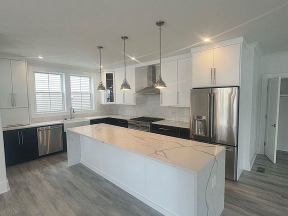 5th image of 4236 Asbury Ave #1