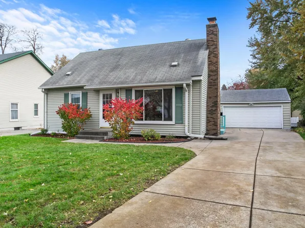 4521 Chatham Rd NE, Columbia Heights, MN 55421