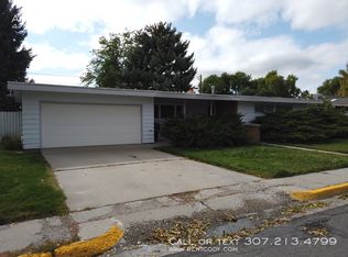 470 W 6th St, Powell, WY 82435