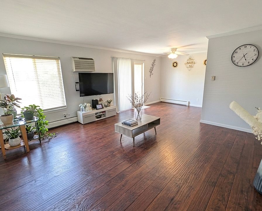 1st image of 461 N Jonathan Dr APT 101