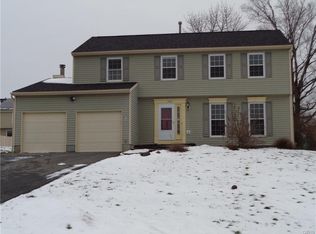 3311 Tuccamore Cir, Baldwinsville, NY 13027