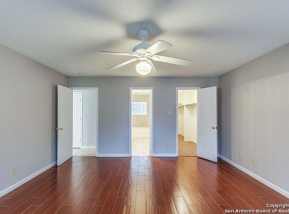 4th image of 2307 Gold Holly Pl