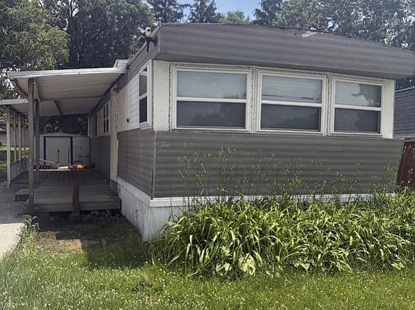 2 Arlington Dr