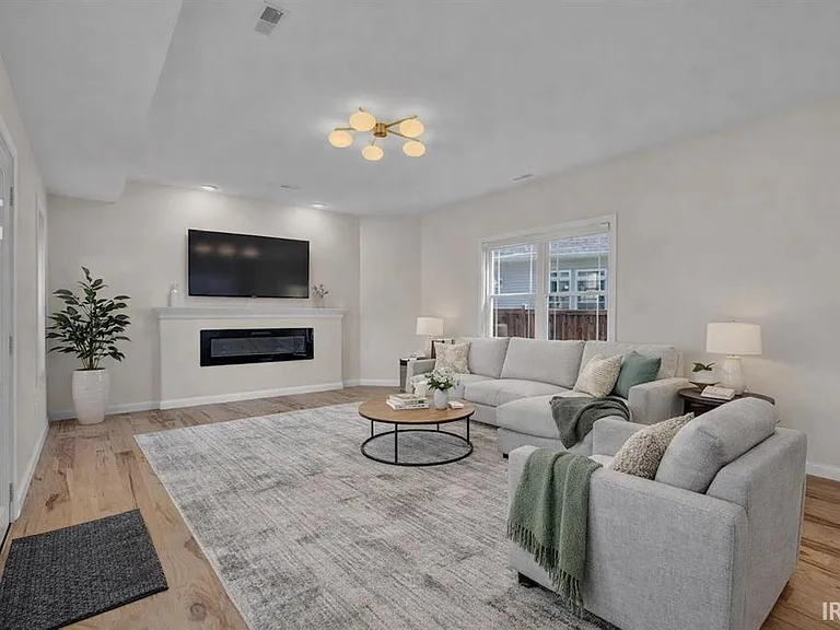 1536 S Coleman Ct — Photo 11