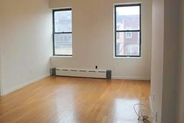 Rented by David Francis New York LLC | media 37