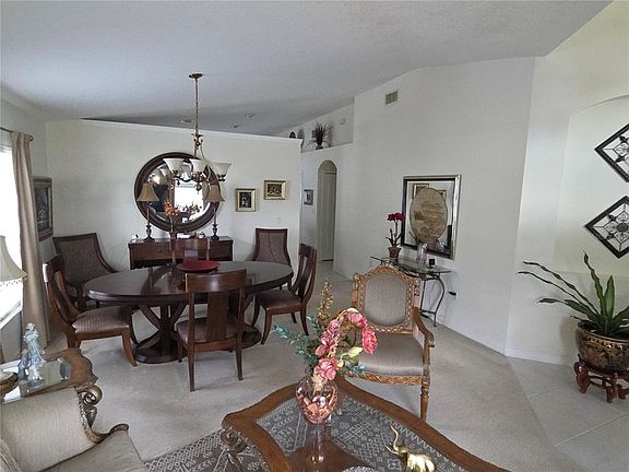 3rd image of 3849 ROLLINGSFORD CIRCLE