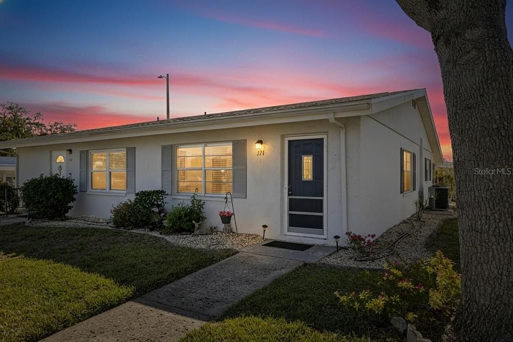 301 Andover Pl S APT 171
