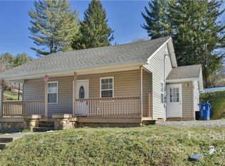 14 Williams St, Canton, NC 28716