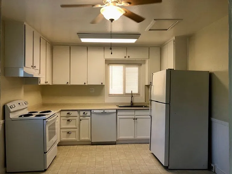 807 Natoma St — Photo 13