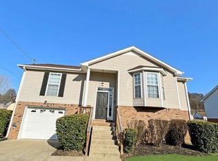 1084 Williamson Rd, Goodlettsville, TN 37072
