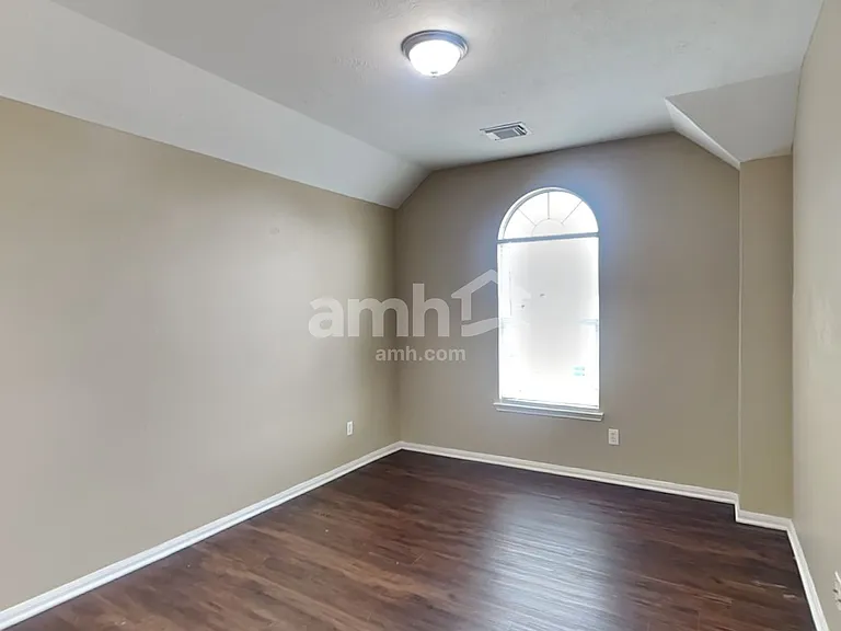 1927 Makenna Ln — Photo 21