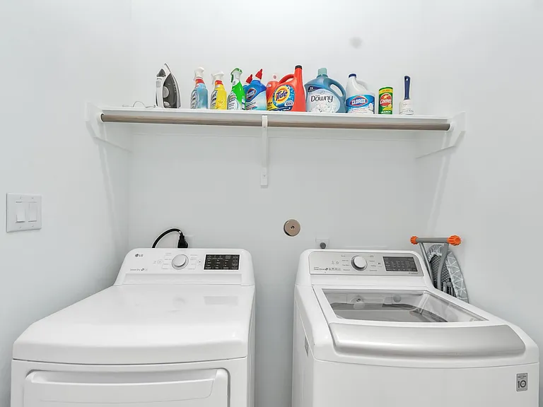 3310 Pease St #0 — Photo 12