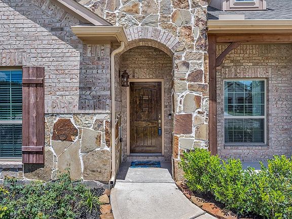 4th image of 4722 Trickle Creek Ct