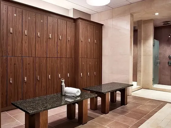 1 West Street image 8 of 13