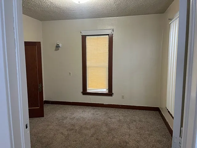 415 NE Kamiaken St — Photo 5