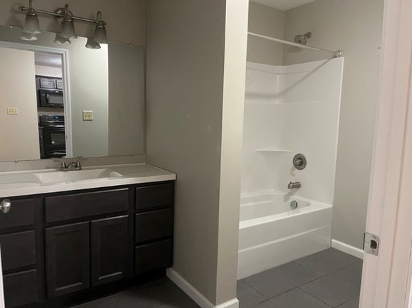 99-101 Pursglove Rd #101-103