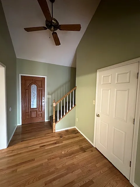 5 bed, 3000 sqft, $1,950 — Photo 4