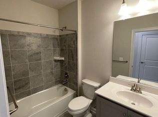 20687 Heron Landing Dr, Sterling, VA 20166