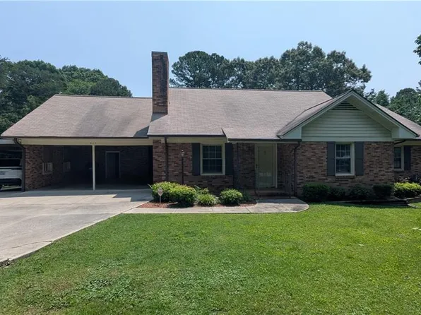 405 Kimrey St, Ramseur, NC 27316