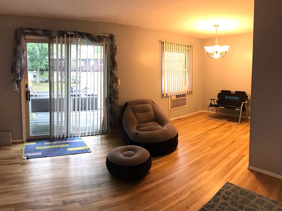 2nd image of 11 Oxford Dr APT 27