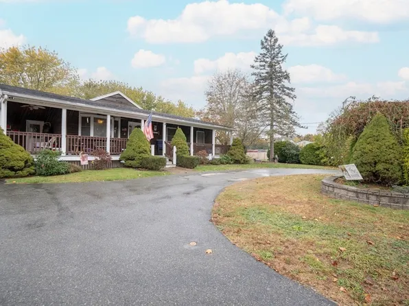 240 Wood St, Middleboro, MA 02346