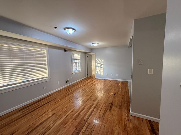 4th image of 812-14 New York Ave #1E