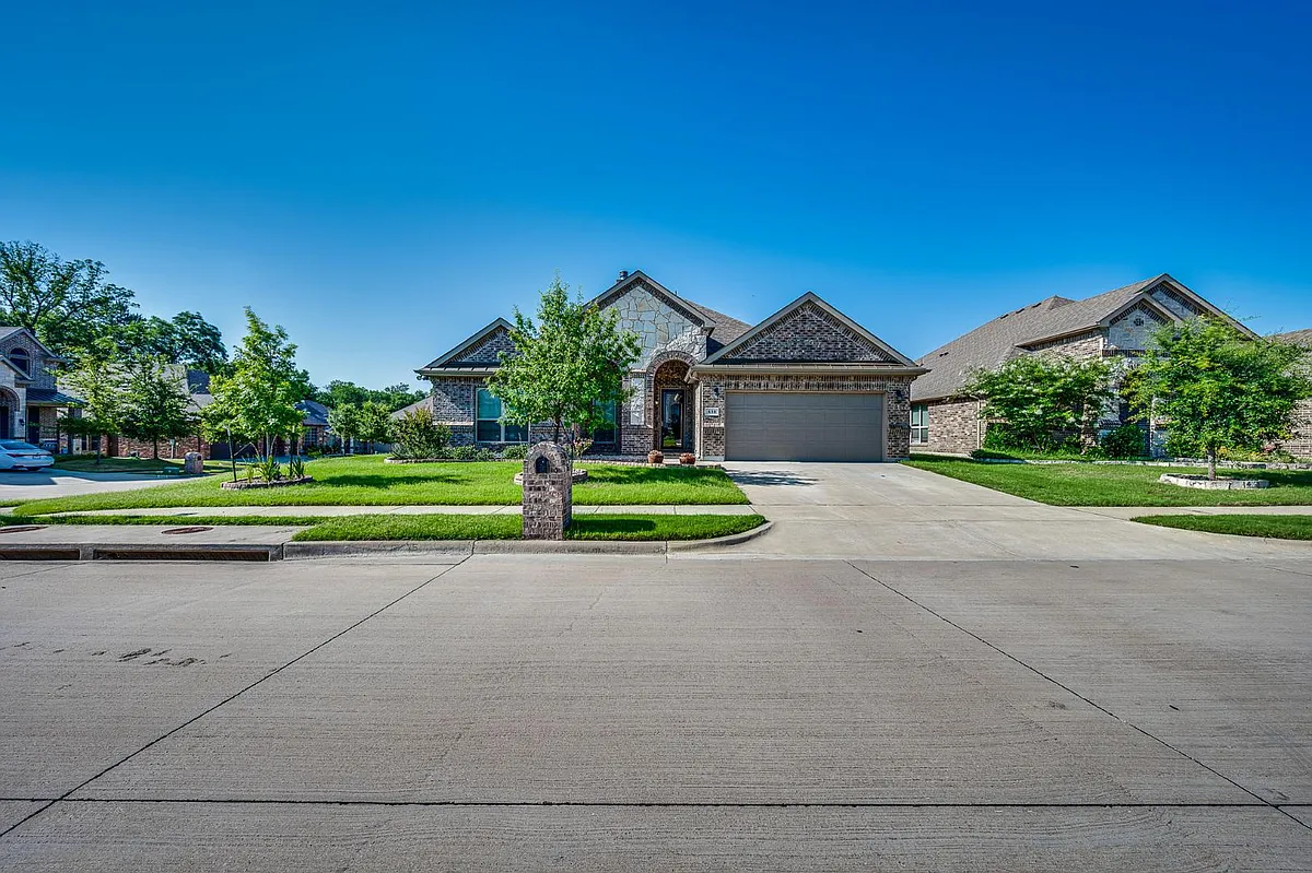 Property Photo - 438 Brookdale Dr