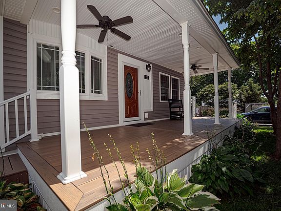 4th image of 20 Meadow Rd