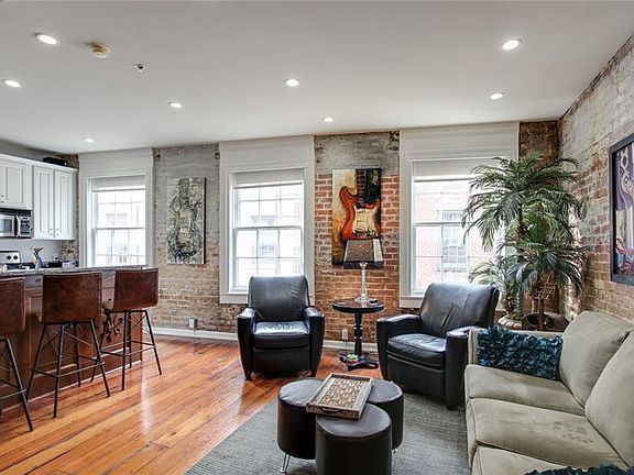 3rd image of 223 N Peters St APT 3B