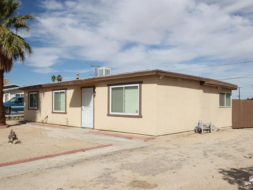 1st image of 74056 Gorgonio Dr