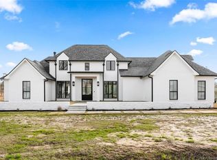 5031 S Saint Charles Ave, Lake Charles, LA 70605