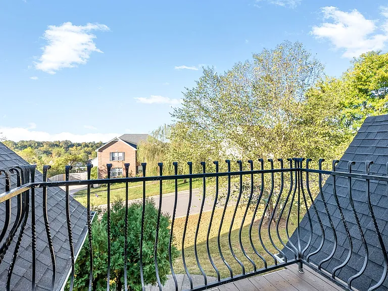 3487 Hickory Glen Dr — Photo 29