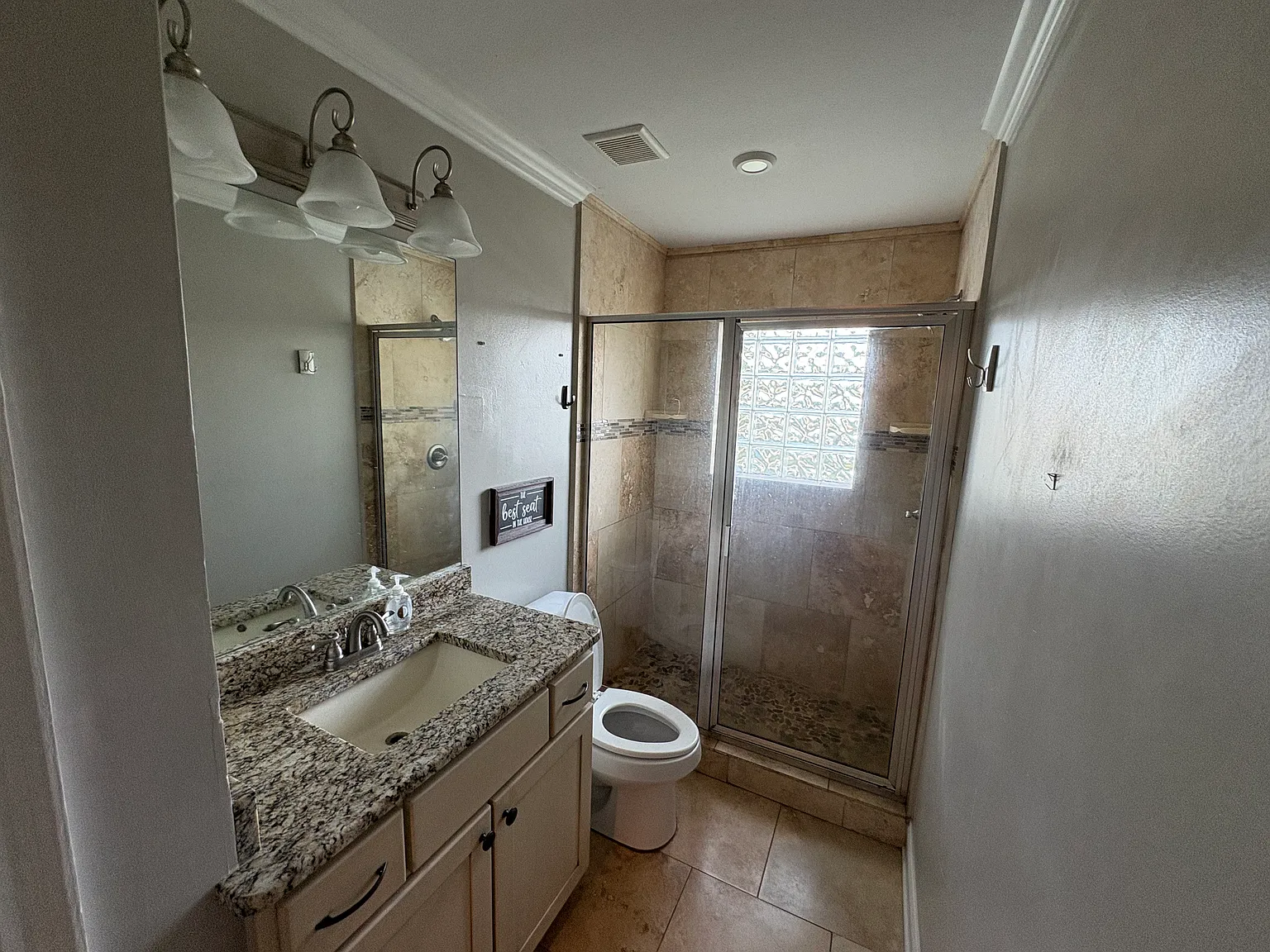 3 bed, 1500 sqft, $2,700 — Photo 4
