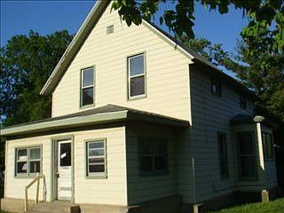 3rd image of 202 N 9th St