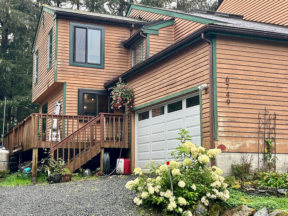 1st image of 6749 Marguerite St