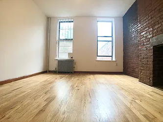 Rented by MOTION New York