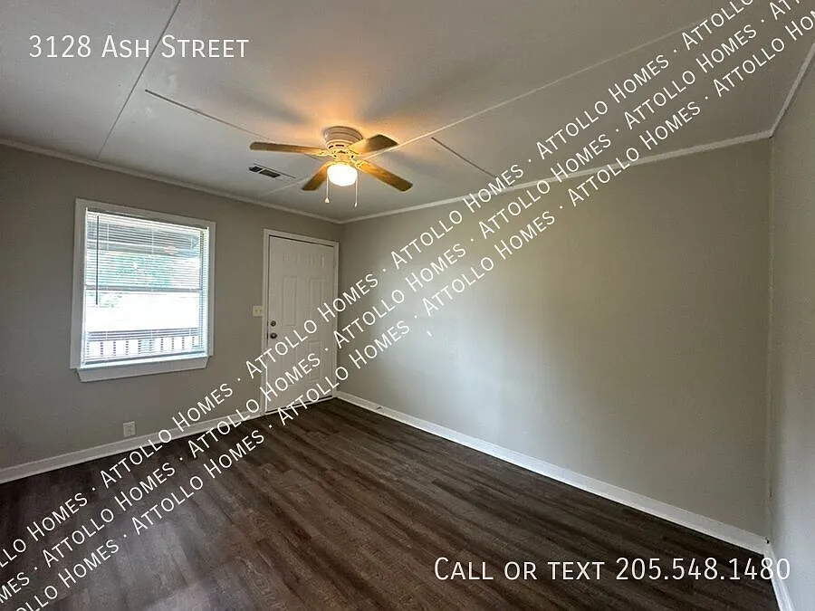 Updated 3-Bedroom Duplex in West Tuscaloosa — Photo 3
