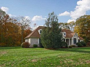 18 Connors Farm Dr, Smithfield, RI 02917