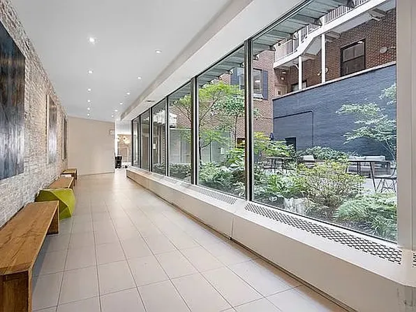 250 Mercer Street image 14 of 15