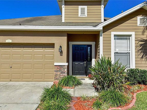 2nd image of 3711 Crystal Dew St