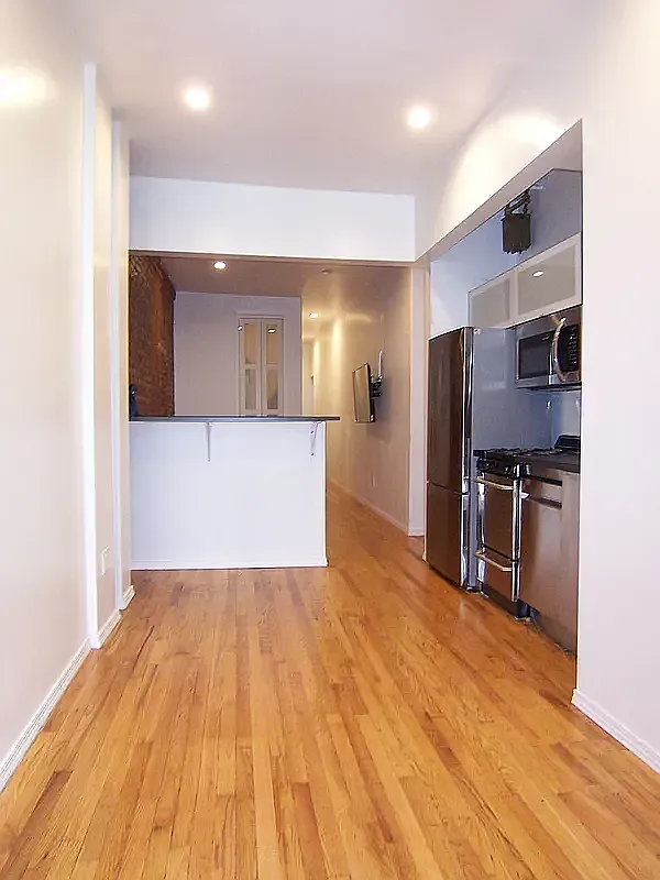 453 West 46th Street — Photo 1