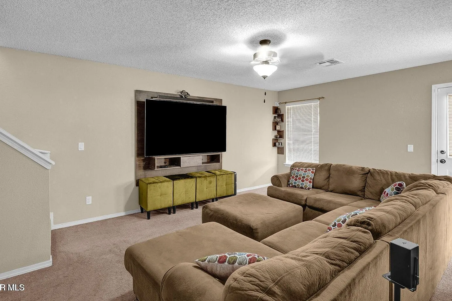 4 bed, 2.5 bath, 2285 sqft, $1,795 — Photo 3