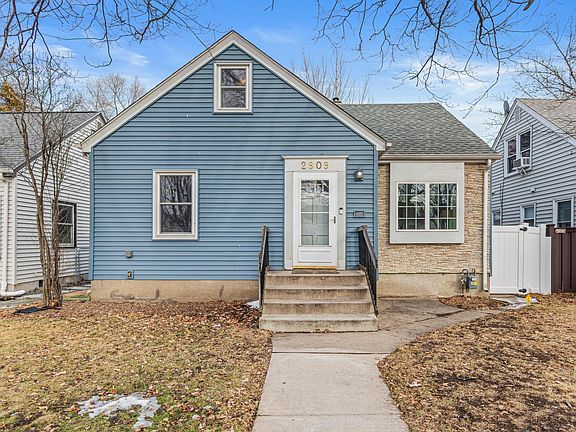 2nd image of 2909 Georgia Ave S