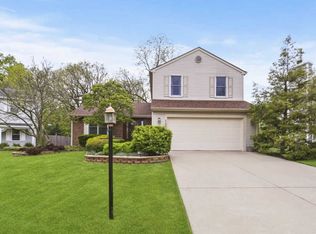 127 Canton Ln, Streamwood, IL