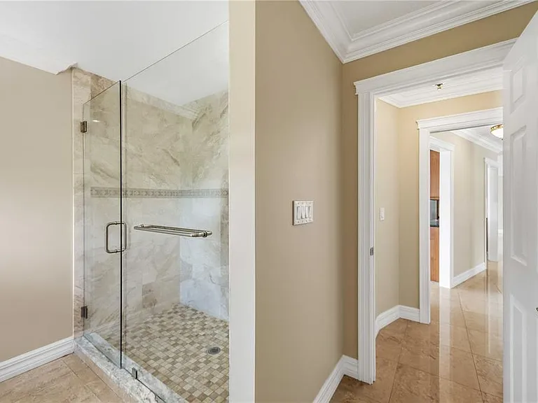 1714 Claw Ct — Photo 11