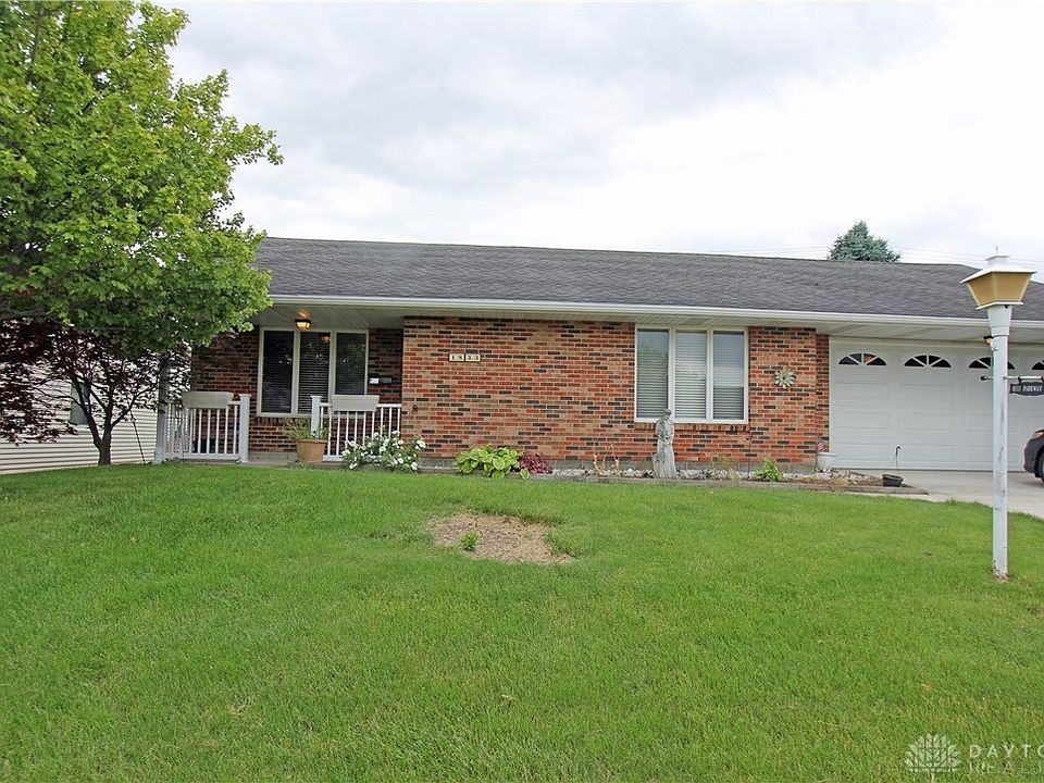 1st image of 1833 W Parkway Dr