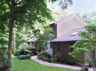 36 Spring Valley Rd, Malvern, PA 19355