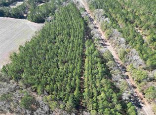 1 Clifton Ln, Flomaton, AL 36441